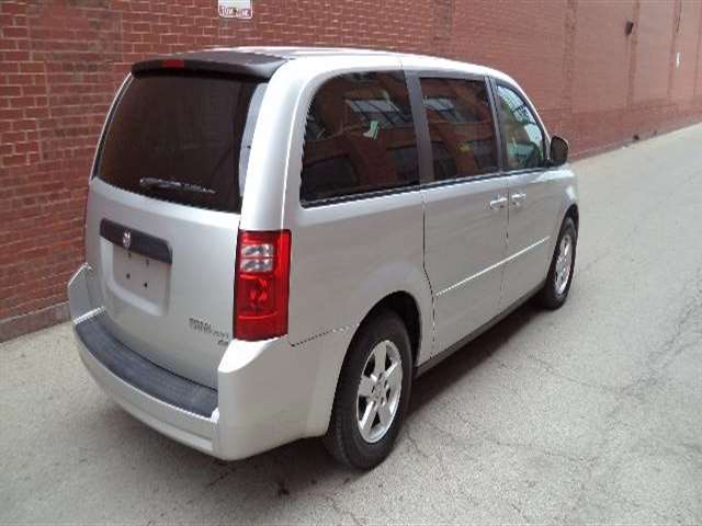 2010 Dodge Grand Caravan SE 4dr Mini-Van